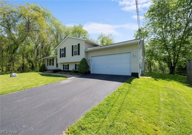 Homes for sale in Massillon, OH | 4602 High Mill Ave Nw, Massillon, OH 44647 | MLS# 5211258