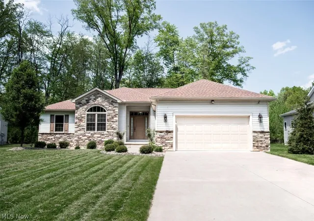 1st image of 101 Muirfield, Warren, OH 44484 | MLS# 5211356