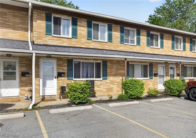 1st image of 1529 Lee Terrace Dr, Wickliffe, OH 44092 | MLS# 5211293