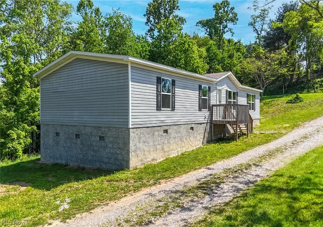 Photo 2 of Single family home for sale at 7455 Stanleyville Rd, Whipple, OH 45788 | MLS# 5210948 | Listing updated on 2026-09-28
