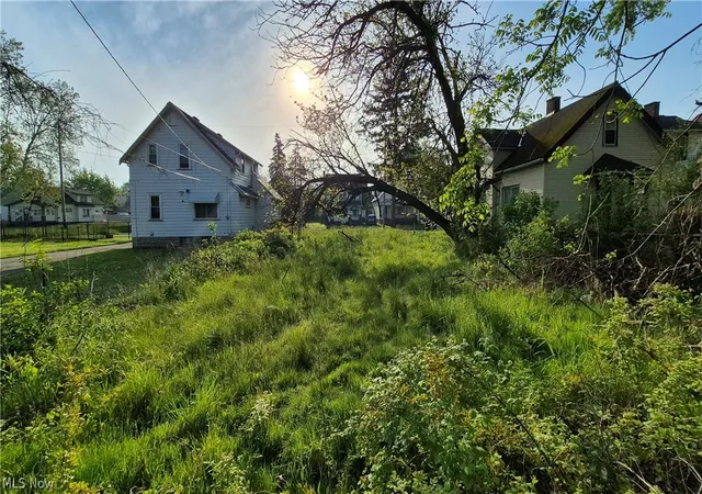 Photo 2 of Sale Pending at 4172 E 144th Street, Cleveland, OH 44128 | MLS# 5211534 | Listing updated on 2026-08-18
