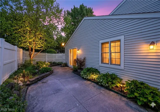 46th image of 839 Sutton Pl, Akron, OH 44313 | MLS# 5211211