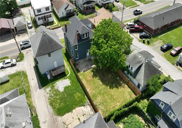 Homes for sale in Parkersburg, WV | 1425 23Rd St, Parkersburg, WV 26101 | MLS# 5211474