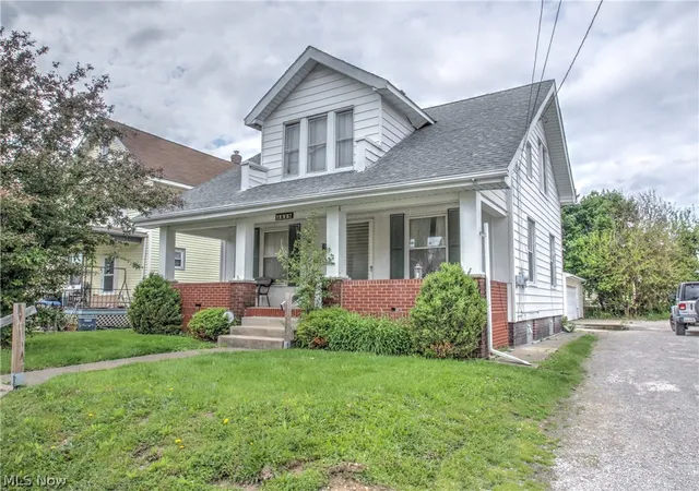 2nd image of 2829 8th St Nw, Canton, OH 44708 | MLS# 5210859