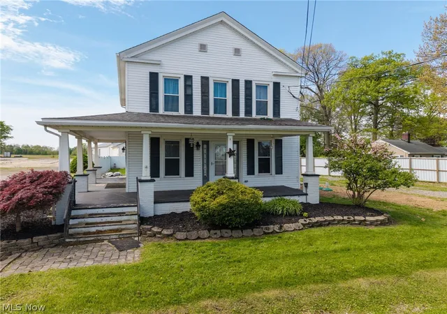 Homes for sale in Dalton, OH | 15355 Old Lincoln Wy, Dalton, OH 44618 | MLS# 5208924