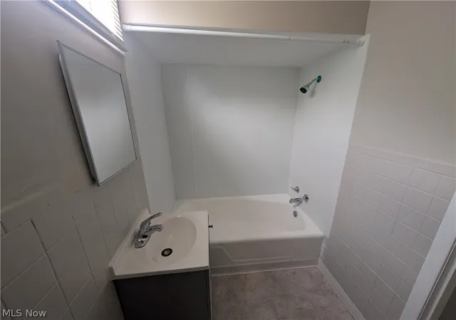 21st image of 7515 Ottawa Rd, Cleveland, OH 44105 | MLS# 5211398