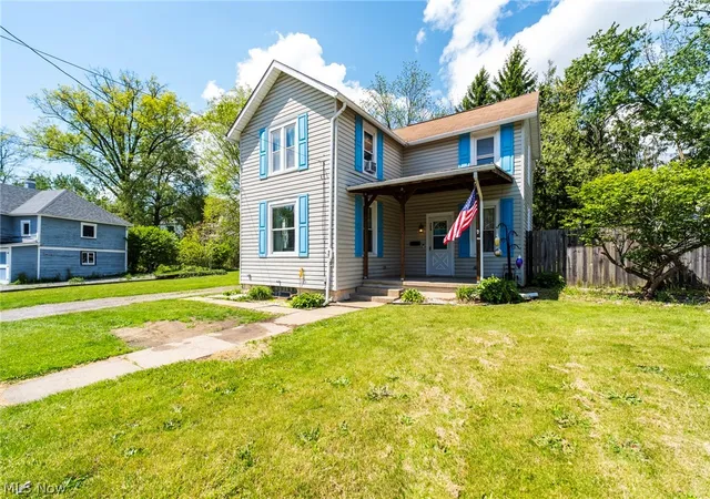 1st image of 758 Summit St, Salem, OH 44460 | MLS# 5211536