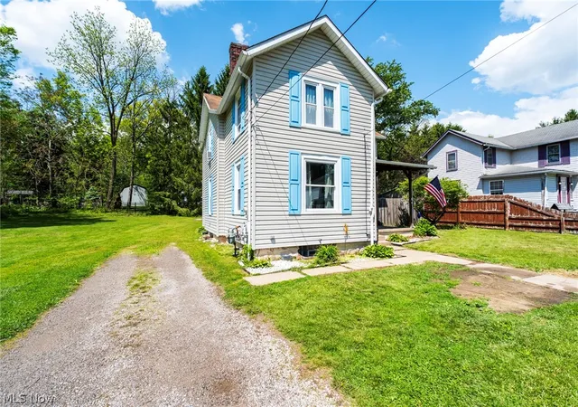 2nd image of 758 Summit St, Salem, OH 44460 | MLS# 5211536
