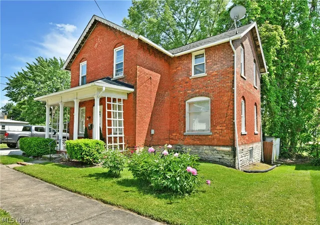 3rd image of 315 W Park Ave, Niles, OH 44446 | MLS# 5210345