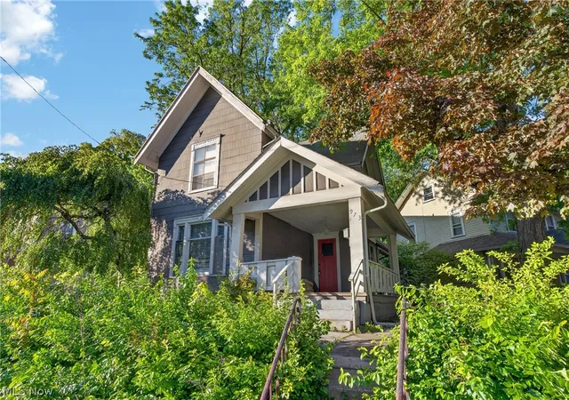 Photo 2 of Multi family home for sale at 973 W Exchange St, Akron, OH 44302 | MLS# 5210940 | Listing updated on 2026-09-01