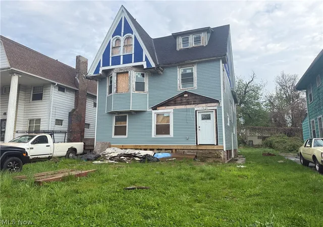 Homes for sale in Cleveland, OH | 10704 Pasadena Ave, Cleveland, OH 44108 | MLS# 5211521