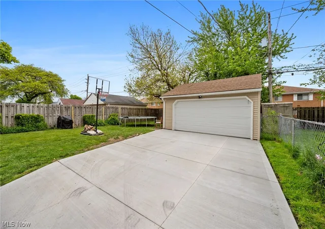 Homes for sale in South Euclid, OH | 4134 Princeton Blvd, South Euclid, OH 44121 | MLS# 5211727