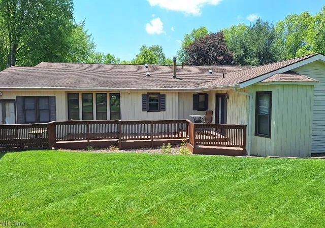Homes for sale in Wadsworth, OH | 410 Breezewood Cir, Wadsworth, OH 44281 | MLS# 5211390