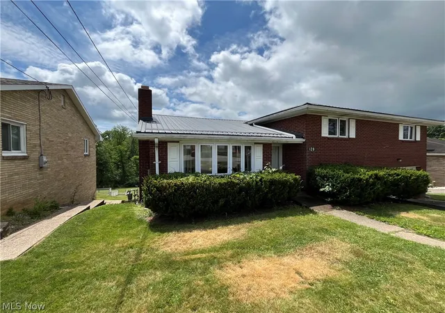 Homes for sale in Wintersville, OH | 128 Grandview Dr, Wintersville, OH 43953 | MLS# 5211260