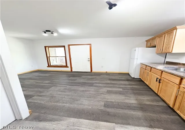 Photo 3 of Sale Pending at 81 S Pleasant St, Oberlin, OH 44074 | MLS# 5210974 | Listing updated on 2026-08-25