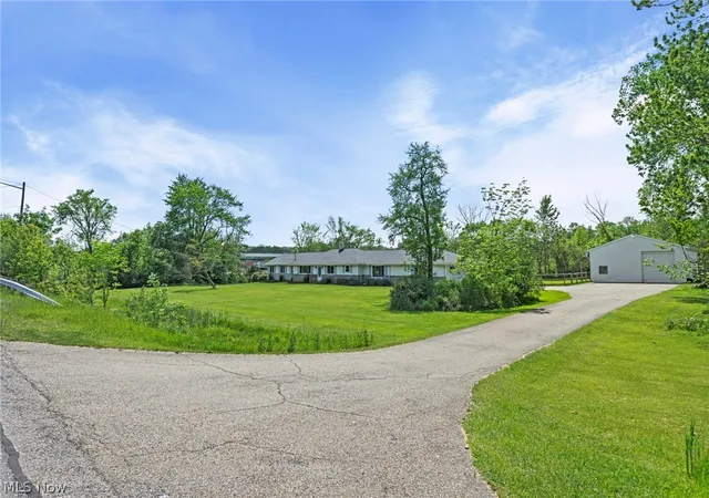 5th image of 19740 Benbow Rd, Strongsville, OH 44136 | MLS# 5211726