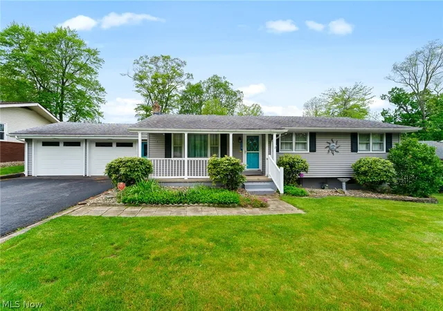 Photo 1 of Single family home for sale at 116 Woodland Dr, New Middletown, OH 44442 | MLS# 5211824 | Listing updated on 2026-07-14