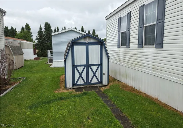 Photo 2 of Single family home for sale at 4830 Snowdrift Ln, Zanesville, OH 43701 | MLS# 5211821 | Listing updated on 2026-07-30