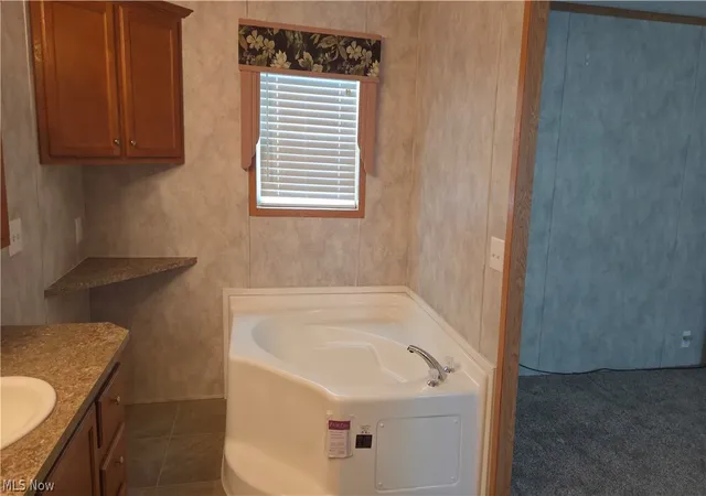 Photo 4 of Single family home for sale at 4830 Snowdrift Ln, Zanesville, OH 43701 | MLS# 5211821 | Listing updated on 2026-07-30