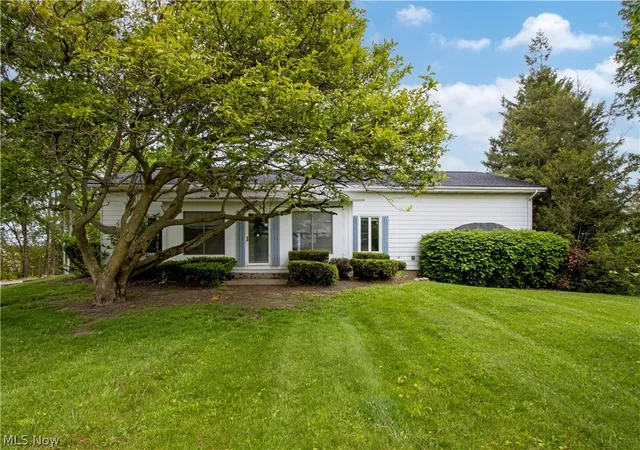 Photo 2 of Single family home for sale at 1864 Myers Rd, Shelby, OH 44875 | MLS# 5211527 | Listing updated on 2026-08-27