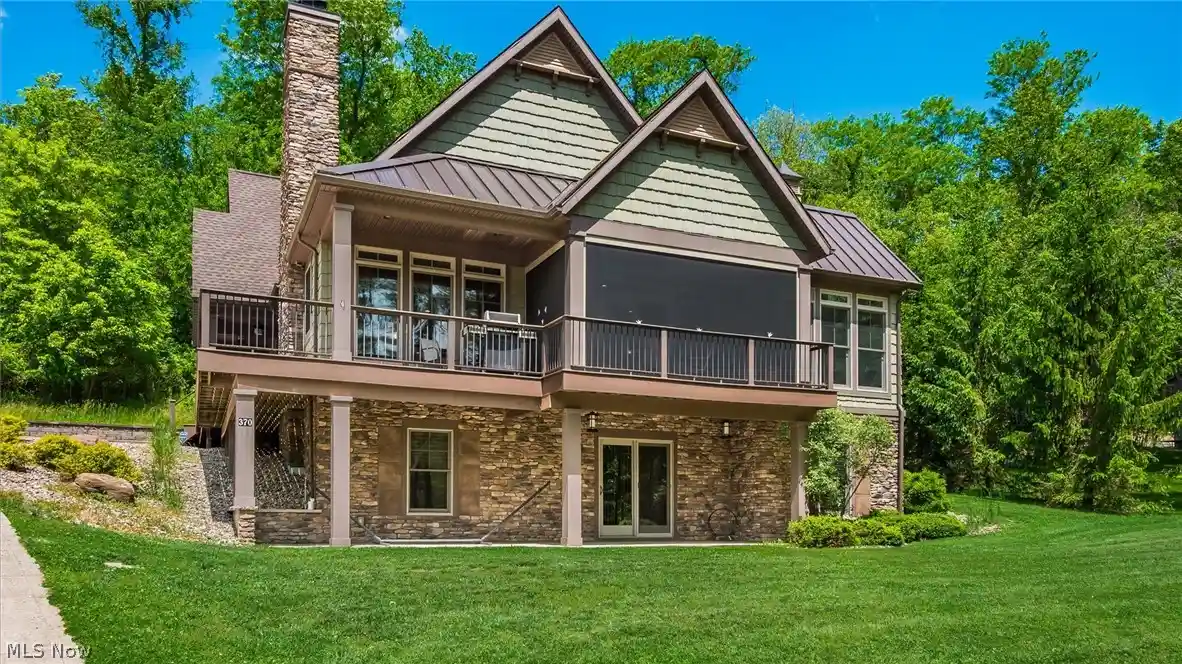 Single family home for sale at 370 Bass Ln, Senecaville, OH 43780 | MLS# 5210466