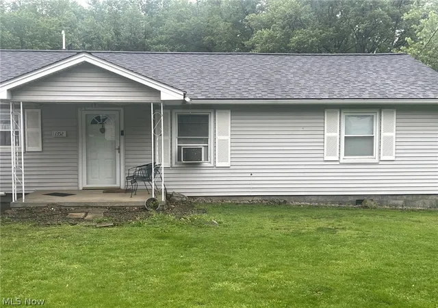 Homes for sale in Niles, OH | 1352 Heaton Blvd, Niles, OH 44446 | MLS# 5211929