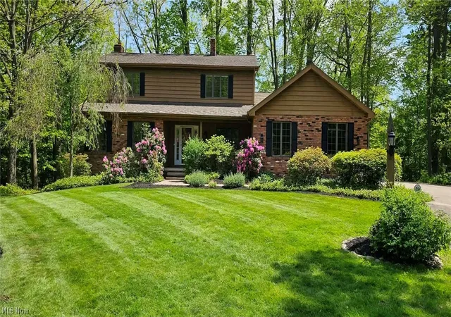 1st image of 35970 Timber Ridge Ln, Willoughby, OH 44094 | MLS# 5211940