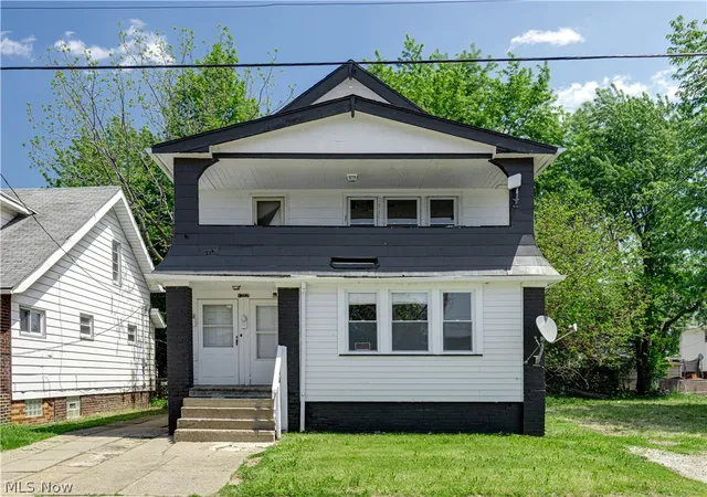 Homes for sale in Cleveland, OH | 1367 Clearaire Rd, Cleveland, OH 44110 | MLS# 5211545