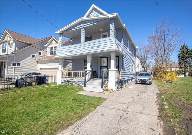 Homes for sale in Cleveland, OH | 845 Royal Rd, Cleveland, OH 44110 | MLS# 5211024