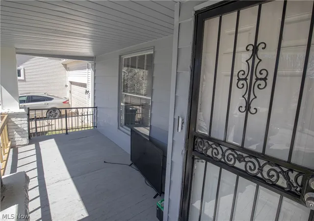 5th image of 845 Royal Rd, Cleveland, OH 44110 | MLS# 5211024