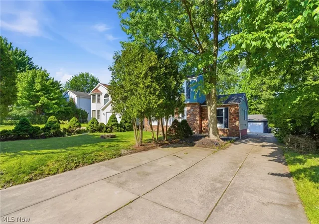 Photo 3 of Single family home for sale at 738 Anthony St, Cleveland, OH 44143 | MLS# 5211958 | Listing updated on 2026-09-25
