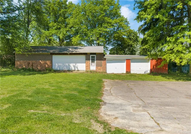 Homes for sale in Akron, OH | 568 W Nimisila Rd, Akron, OH 44319 | MLS# 5211977