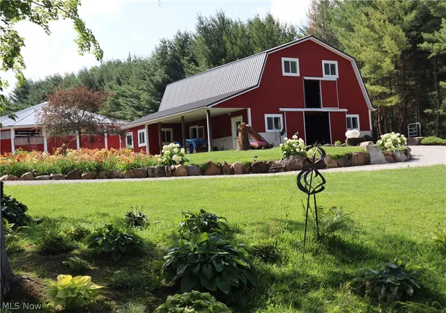 2nd image of 7509 Girdle Rd, West Farmington, OH 44491 | MLS# 5211988