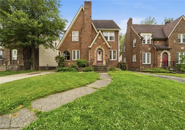 Photo 3 of Sale Pending at 3632 Harvey Rd, Cleveland Heights, OH 44118 | MLS# 5211997 | Listing updated on 2026-06-21