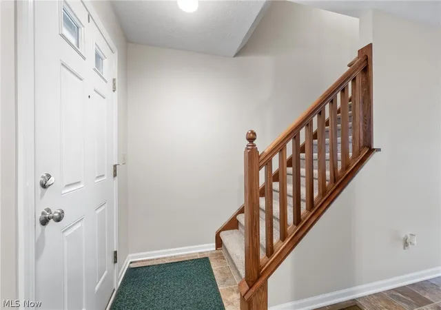Photo 2 of Townhouse for sale at 342 Angela Ln, Avon Lake, OH 44012 | MLS# 5211064 | Listing updated on 2026-08-19