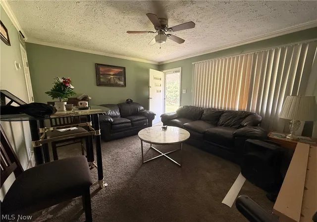 3rd image of 215 Dalepark Dr, Bedford, OH 44146