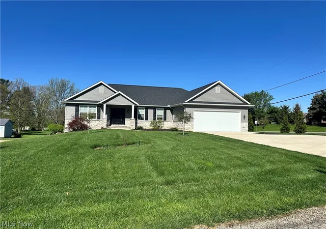 Homes for sale in Wooster, OH | 2360 Star Dr, Wooster, OH 44691 | MLS# 5211949