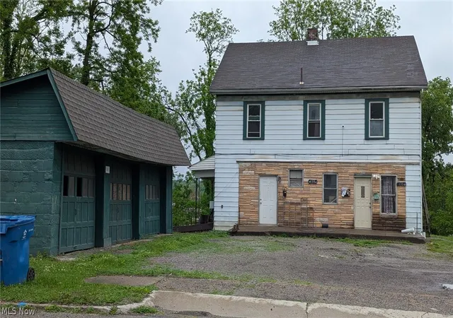 1st image of 133 Parkway St, Struthers, OH 44471 | MLS# 5212126