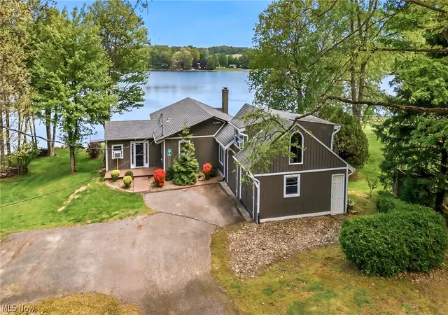 3rd image of 47739 Tomahawk Dr, Negley, OH 44441 | MLS# 5210880
