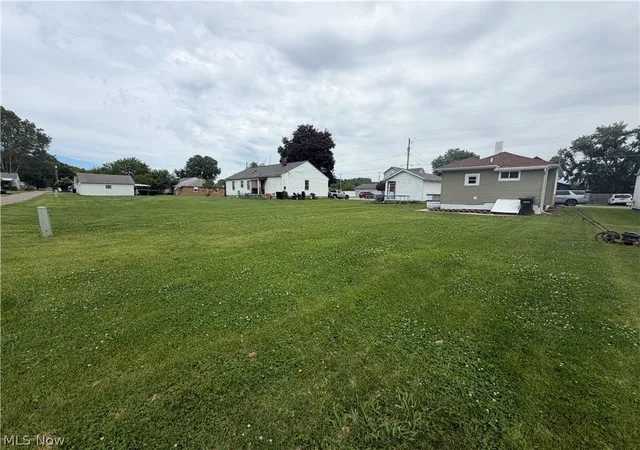 Homes for sale in Zanesville, OH | 2127 Hoge Ave, Zanesville, OH 43701 | MLS# 5212020