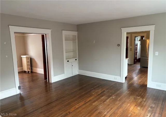 Homes for sale in Lakewood, OH | 1567 Wagar Ave, Lakewood, OH 44107 | MLS# 5211548