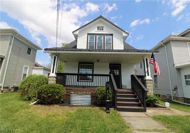 Photo 1 of Single family home for sale at 430 Vine St, Fremont, OH 43420 | MLS# 5212216 | Listing updated on 2026-06-19