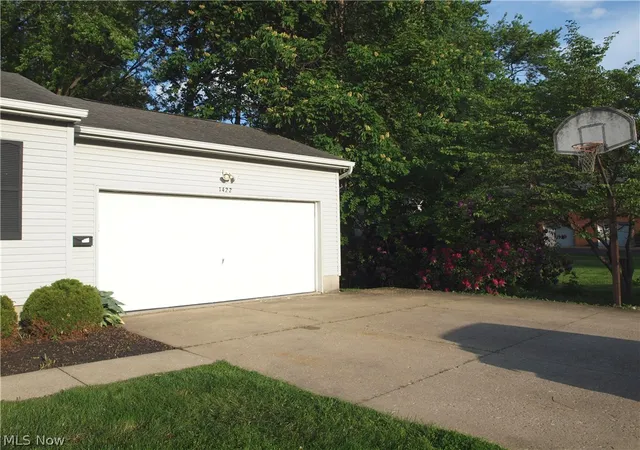 Photo 2 of Single family home for sale at 1422 Woodlawn Ave Nw, Canton, OH 44708 | MLS# 5210812 | Listing updated on 2026-09-19
