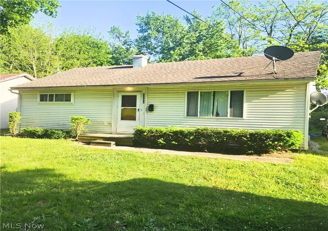 2nd image of 1296 Ottawa Ave, Akron, OH 44305 | MLS# 5212314