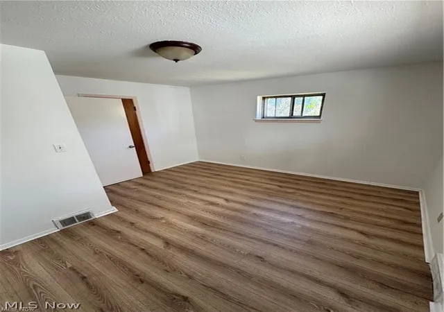 Photo 3 of Single family home for sale at 990 E 129th Street, Cleveland, OH 44108 | MLS# 5212178 | Listing updated on 2026-07-24
