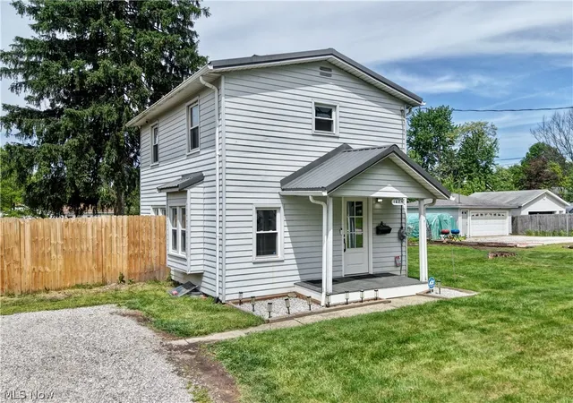 3rd image of 1624 Breiding Rd, Akron, OH 44310 | MLS# 5211716