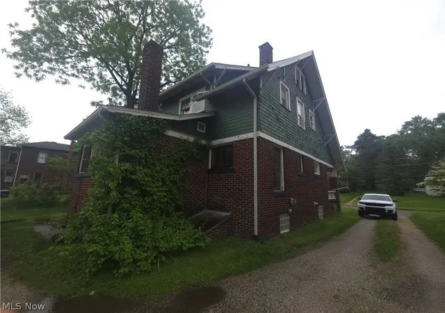 Homes for sale in Alliance, OH | 105 W Ely St, Alliance, OH 44601 | MLS# 5212151