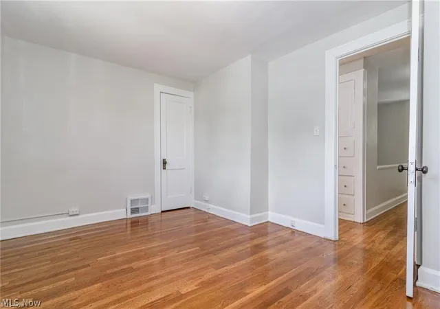 Homes for sale in Cleveland, OH | 18119 Lake Shore Blvd, Cleveland, OH 44119 | MLS# 5212327