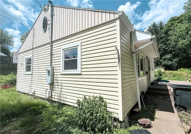 4th image of 607 Cutler St, Marietta, OH 45750 | MLS# 5212343
