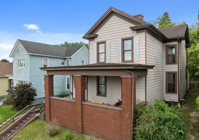 Photo 1 of Single family home for sale at 415 Whitely St, Bridgeport, OH 43912 | MLS# 5212462 | Listing updated on 2026-07-06